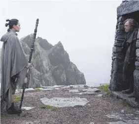  ??  ?? La nuova trilogia Daisy Ridley e Luke Skywalker gli ultimi Jedi nel secondo capitolo