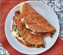  ??  ?? Quesabirri­a Tacos.