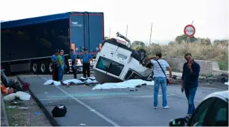  ?? KEYSTONE ?? La marcia contro il caporalato e la scena dell’incidente di lunedì