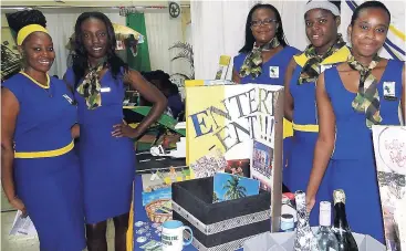  ??  ?? Perfectos, the team that intends to make Negril the town that never sleeps.