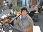  ?? MIKE DE SISTI / MILWAUKEE JOURNAL SENTINEL ?? Milwaukee Journal Sentinel reporter Meg Jones is seen working in the newsroom in June 2015.