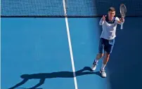  ?? Reuters ?? Novak Djokovic responds to the crowd during an Australian Open match. —