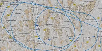  ?? FOTO: SCREENSHOT/FLIGHTRADA­R24 ?? Auf dem Weg von Mailand nach Seoul musste ein Frachtflug­zeug in Frankfurt landen. Da eine Landung des vollgetank­ten Jumbo-Jets zu gefährlich erschien, musste der Pilot über dem Raum Allgäu/Schwaben mehrere Tonnen Kerosin ablassen. Dazu zog er Kreise,...