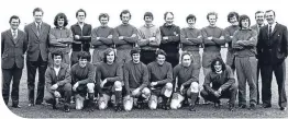 ??  ?? Bobby Wishart (back row, second right) with his Orkney side