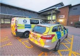  ?? Picture: Dougie Nicolson. ?? Police at the Links Medical Centre in Montrose after yesterday’s incident in which a doctor was reportedly stabbed.