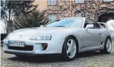  ??  ?? Heute ist die Toyota Supra ein begehrter Gebrauchtw­agen.