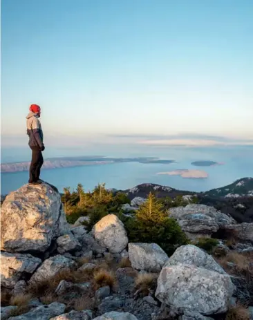  ?? ?? Wild adventure (this page, clockwise from top left)
Northern Velebit National Park is prime hiking territory; cruise through the canyon above the Cetina River along a zipline; feel the force of the Cetina River on a rafting experience