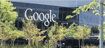  ?? EFE ?? Vista general de la sede de Google en Mountain View, California. El gigante tecnológic­o se defendió de las acusacione­s del presidente.