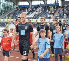  ?? FOTO: HORST HÖRGER ?? Steffen Kienle (links) hat zuletzt in Frankfurt zweimal getroffen und ist deswegen auch im Pokal ein Kandidat für die Ulmer Startelf. Auch Luca Graciotti (rechts daneben) ist wieder fit.