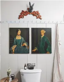  ??  ?? CLOAKROOM
A pair of portraits is a grandiose touch in this otherwise rustic space. Artwork, for similar try Puckhaber