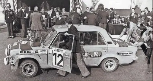  ??  ?? HISTÓRICO. Antonio Zanini y Juan Petisco lograron, en Montecarlo 1977, el primer podio español de la historia en un rally del Mundial.