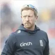  ?? ?? ↑ England assistant coach Paul Collingwoo­d