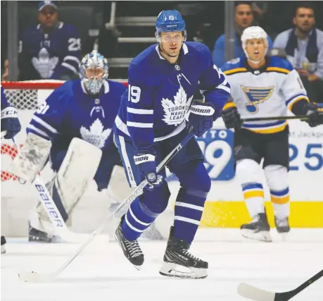  ?? CLAUS ANDERSEN/GETTY IMAGES ?? Veteran Jason Spezza drew praise from Maple Leafs coach Mike Babcock for his solid work in a 3-2 loss to the Stanley Cup champion St. Louis Blues on Monday night in Toronto.