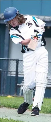  ??  ?? Yarragon’s Josh Smith-Butterwort­h plays an expansive drive during the under 14 match against Western Park.