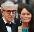  ?? ALBERTO PIZZOLI/AFP/GETTY IMAGES ?? Woody Allen and his wife Soon-Yi Previn arrive Wednesday for the premiere of Café Society at Cannes.