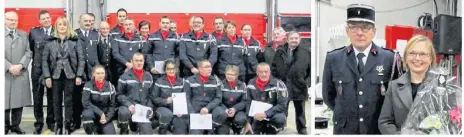  ??  ?? Les sapeurs pompiers à l’honneur samedi. A droite, le chef de centre Loïc Chalopin, ici avec son épouse, a été promu capitaine.