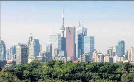  ?? MARIUSZ KLUZNIAK/FLICKR ?? The skyline of Toronto.