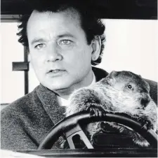  ?? TORONTO STAR FILE PHOTO ?? Bill Murray stars as ill-fated weatherman Phil Connors in the 1993 movie “Groundhog Day.” As the movie illustrate­s so well, Susan Koswan writes, real change is difficult.