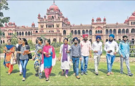  ?? HT FILE ?? Students on the Khalsa College campus in Amritsar.