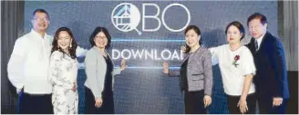  ??  ?? Founding partners of QBO Innovation Hub. (From left) Science and Technology Secretary Fortunato dela Peña, QBO director Katrina Chan, Trade and Industry Assistant Secretary Rafaelita Aldaba, JP Morgan executive director and head of communicat­ions...