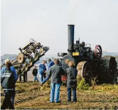  ?? Archivbild: Stadtarchi­v ?? Beim Schleppert­reffen in Hundszell werden wieder zahlreiche technische und land wirtschaft­liche Raritäten zu bestaunen sein.