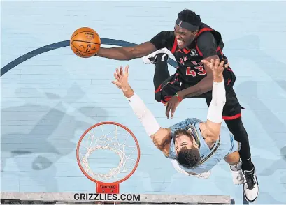  ?? JOE MURPHY PHOTOS NBAE VIA GETTY IMAGES ?? Pascal Siakam scored 32 points for the Raptors against the Grizzlies at the FedExForum in Memphis, Tenn., on Monday night.