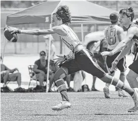  ?? Jerry Baker ?? It’s no stretch to say Corey Henkhaus and his Cy Falls teammates, who won the 7-on-7 Division I consolatio­n final last year, would like to win it all this week.