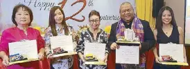  ??  ?? The awardees: Mayen Tan for Cebu Arts Council Foundation, Tina Cantos for Tetta Baad, Vice Governor Agnes Magpale, Patricio Primor and Colleen Barcelona for Manny Gonzalez of Plantation Bay Resort and Spa