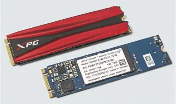  ??  ?? Niet alleen PCIe-ssd's zoals de rode Adata XPG Gammix S10 gebruiken het NVMe-protocol, maar ook Intels cache-geheugen Optane Memory.