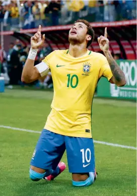  ?? FOTO ?? Neymar volvió a ser la figura de su selección, marcando uno de los goles ante Paraguay y realizando varios lujos.