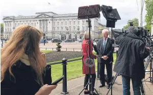  ?? Picture: PA. ?? Media from around the world outside Buckingham Palace following the Duke of Edinburgh’s announceme­nt.