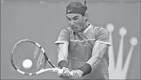  ??  ?? De 30-jarige Spanjaard Rafael Nadal heeft zich probleemlo­os weten te plaatsen voor de kwartfinal­es van het ATP-toernooi in Barcelona. (Foto: De Telegraaf)