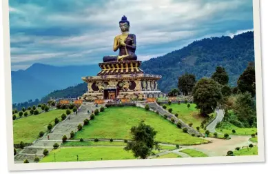  ??  ?? Find peace and spirituali­ty at the Buddha Park in Rabangla, Sikkim.