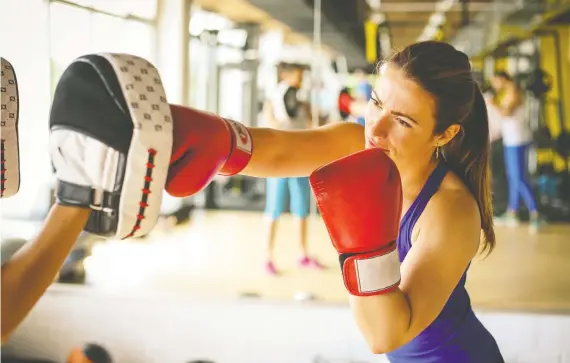  ?? PHOTOS: GETTY IMAGES ?? An intense boxing workout has myriad benefits, including core strengthen­ing, stress management and the ability to torch plenty of calories.