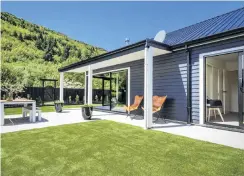  ??  ?? Renewed views . . . Matthew AndersonSt­ewart’s Arrowtown Cottage makes purposeful connection­s between the outside and spaces within the home.