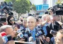  ?? JOE RAEDLE/GETTY ?? Daniel Aaronson, attorney for pipe-bomb suspect Cesar Sayoc, speaks to reporters Monday outside federal court.