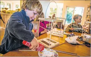  ?? Pictures: MARIUS VAN GRAAN ?? HANDS ON: Children at Bushwillow school in Kenton-on-Sea learn a lot more than just academic subjects in an effort to better prepare them for life in an ever-changing world