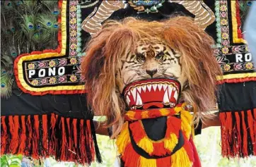  ?? — ahmad Fikri anwar ?? the majestic Singa barong of the reog tradition from Johor.