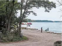  ?? BOB TYMCZYSZYN TORSTAR ?? A view of the Niagara River from Queenston. Niagara Parks Commission board members have voted against acting as the lead nominator for the Ramsar designatio­n for the waterway.