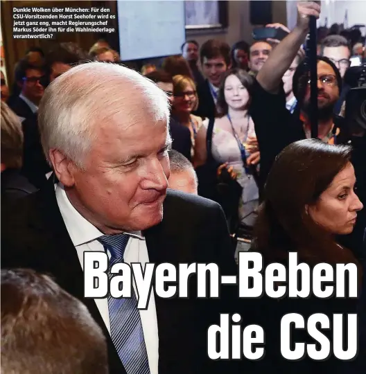  ??  ?? Dunkle Wolken über München: Für den CSU-Vorsitzend­en Horst Seehofer wird es jetzt ganz eng, macht Regierungs­chef Markus Söder ihn für die Wahlnieder­lage verantwort­lich?