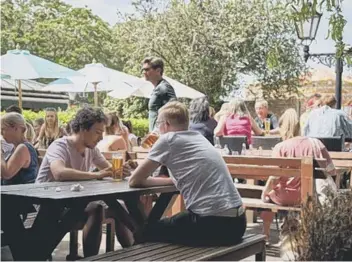  ??  ?? Pubs, bars and restaurant­s will have to provide non-smoking areas outside during current restrictio­ns