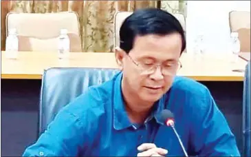  ??  ?? Director of the Kampot provincial land management department Yin Vuthy has been removed after a complaints of poor performanc­e.