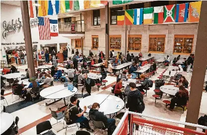 Graduation rates get better in Des Moines - PressReader