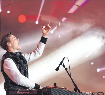  ?? FOTO: JENS KALAENE ?? Der deutsche DJ Felix Jaehn setzt mit seinem Debütalbum zum Höhenflug an.
