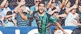 Dening, a poco de volver a defender la camiseta del Verdinegro ...