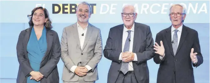  ?? Lluis Gené / AFP ?? Ada Colau, Jaume Collboni, Ernest Maragall y Xavier Trias, ayer en el debate de la Cadena Ser.