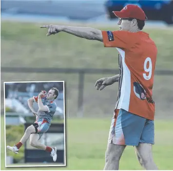  ?? Pictures: ALAN BARBER ?? Ocean Grove coach Paul Jubber at training last night. INSET: Dan Roddis.