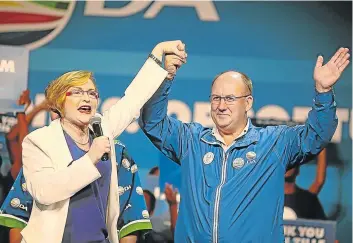  ?? Picture: SINO MAJANGAZA ?? DIFFERENT TIMES: Helen Zille with Athol Trollip during the party's Federal Congress at Port Elizabeth's Boardwalk Convention Centre in 2015. The two are now in contention for the position of DA federal chair.