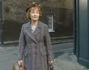  ?? LIAM DANIEL/FOCUS FEATURES ?? Lesley Manville stars in the 1950s-set comedy “Mrs. Harris Goes to Paris.”