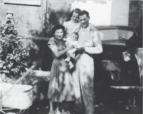  ?? PHOTOS: BEKER FAMILY ?? Joseph, Bronia, Marilyn and baby Jeanne Beker in Toronto, where they settled in the early 1950s after leaving Europe.